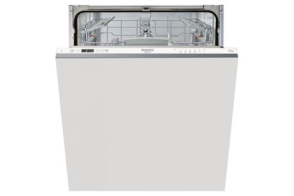 Hotpoint-Ariston HIC 3B + 26